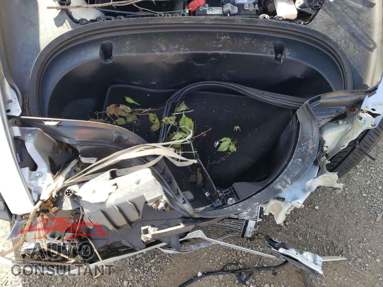 TESLA MODEL 3 2018 - 5YJ3E1EA8JF041341
