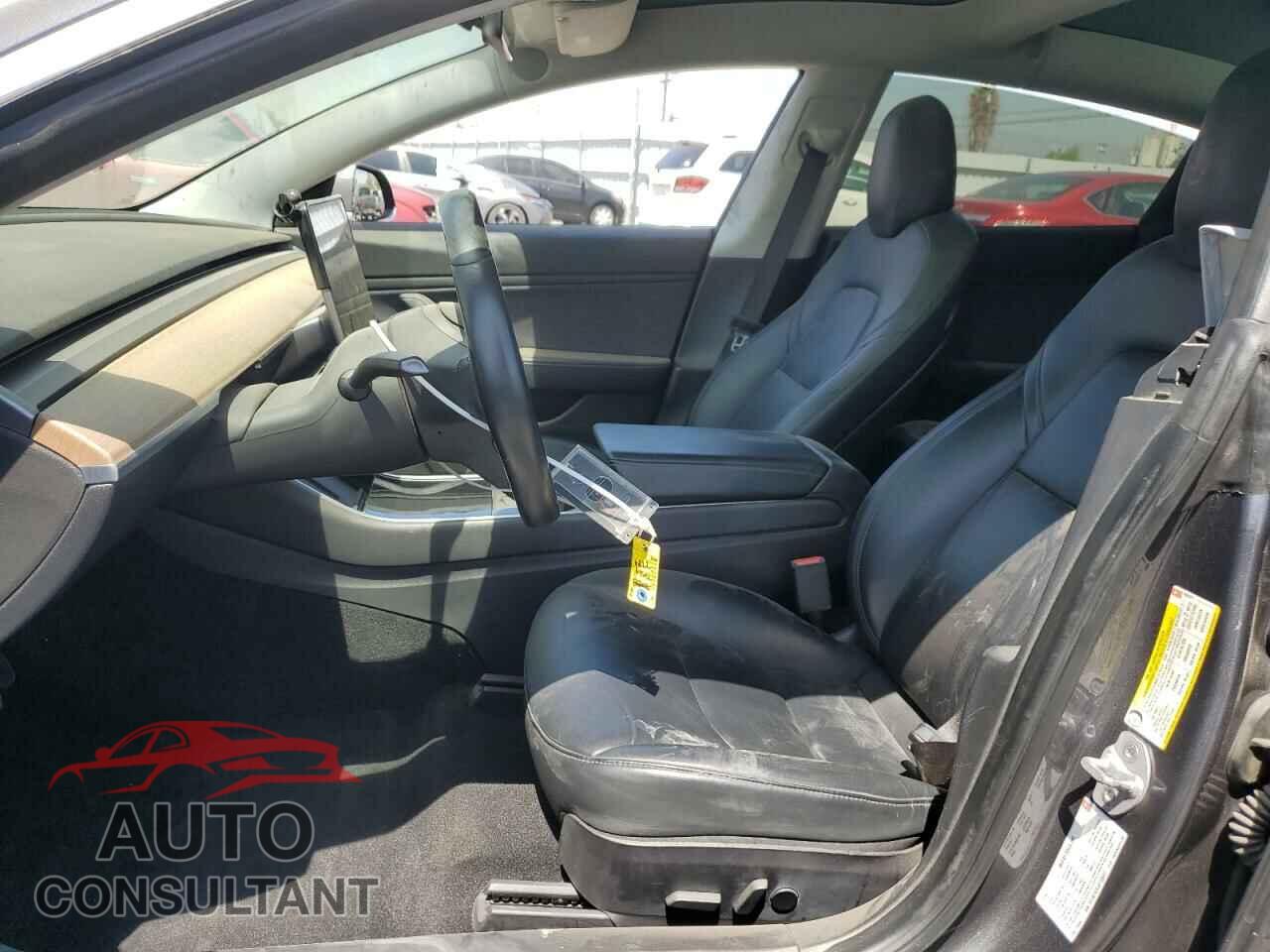 TESLA MODEL 3 2018 - 5YJ3E1EA1JF153477