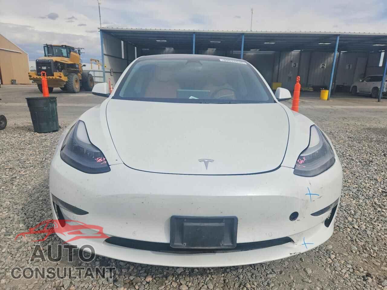TESLA MODEL 3 2022 - 5YJ3E1EB3NF132418