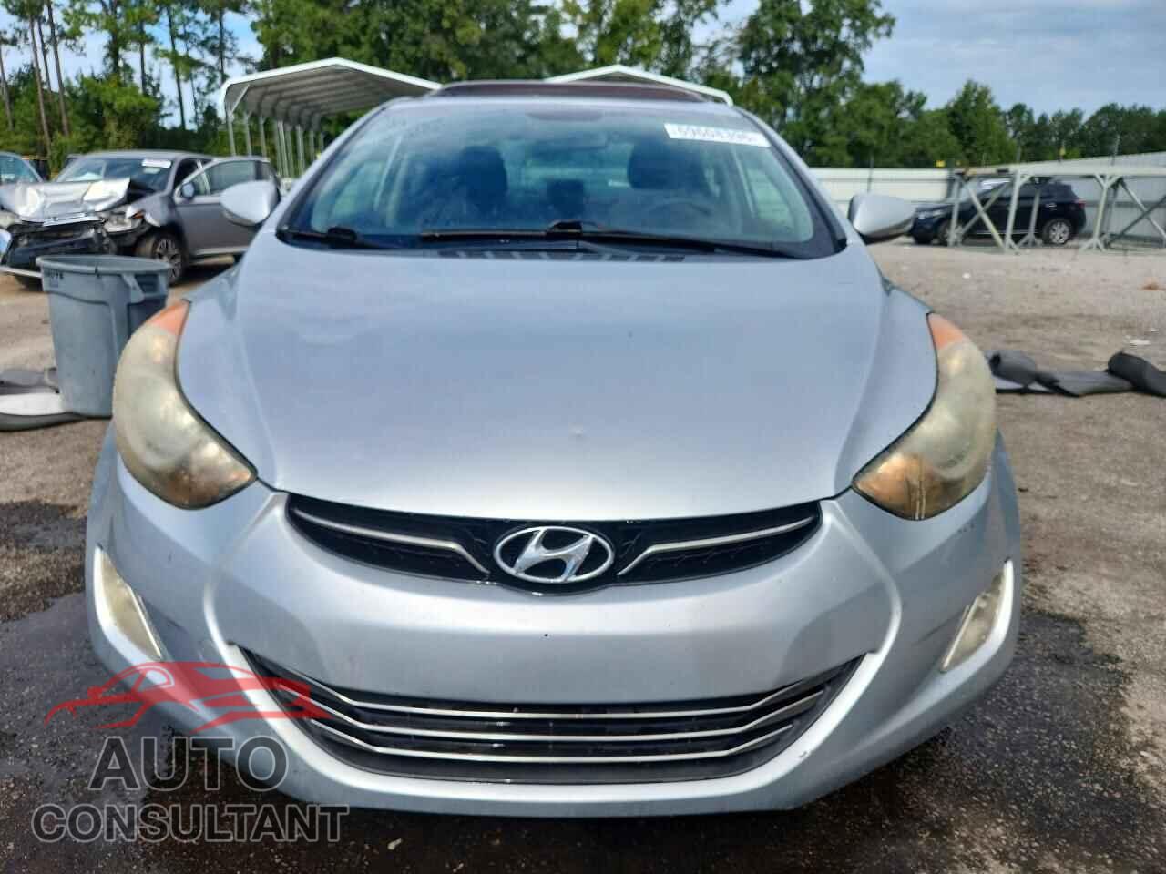 HYUNDAI ELANTRA 2012 - 5NPDH4AE2CH090528