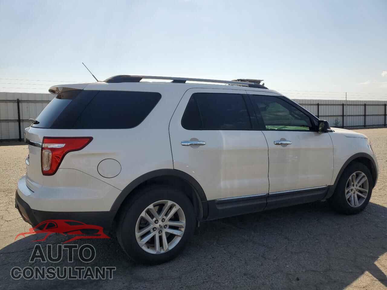 FORD EXPLORER 2015 - 1FM5K7D88FGB60244