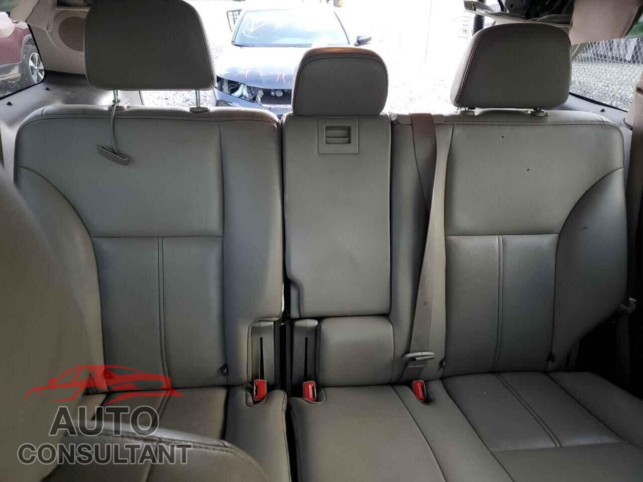 FORD EDGE 2011 - 2FMDK3KC8BBB03930