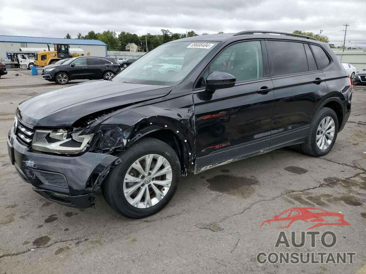 VOLKSWAGEN TIGUAN 2018 - 3VV1B7AX3JM015630