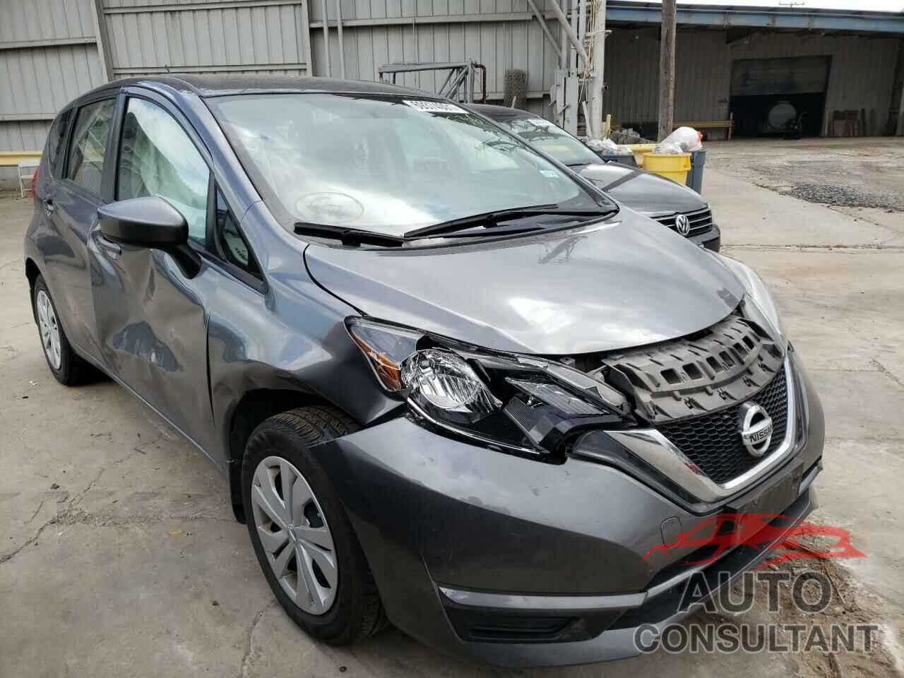 NISSAN VERSA 2018 - 3N1CE2CP8JL354536