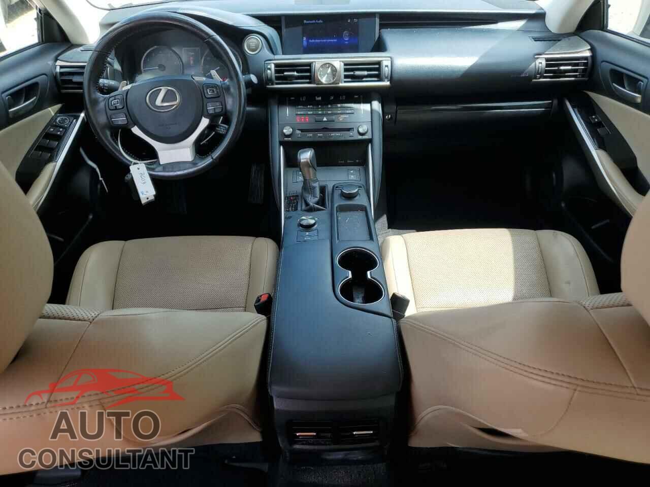 LEXUS IS 2017 - JTHBA1D24H5047603