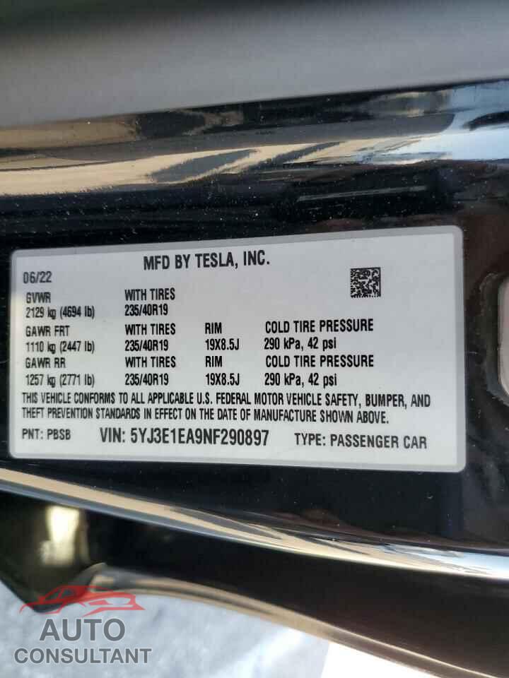 TESLA MODEL 3 2022 - 5YJ3E1EA9NF290897