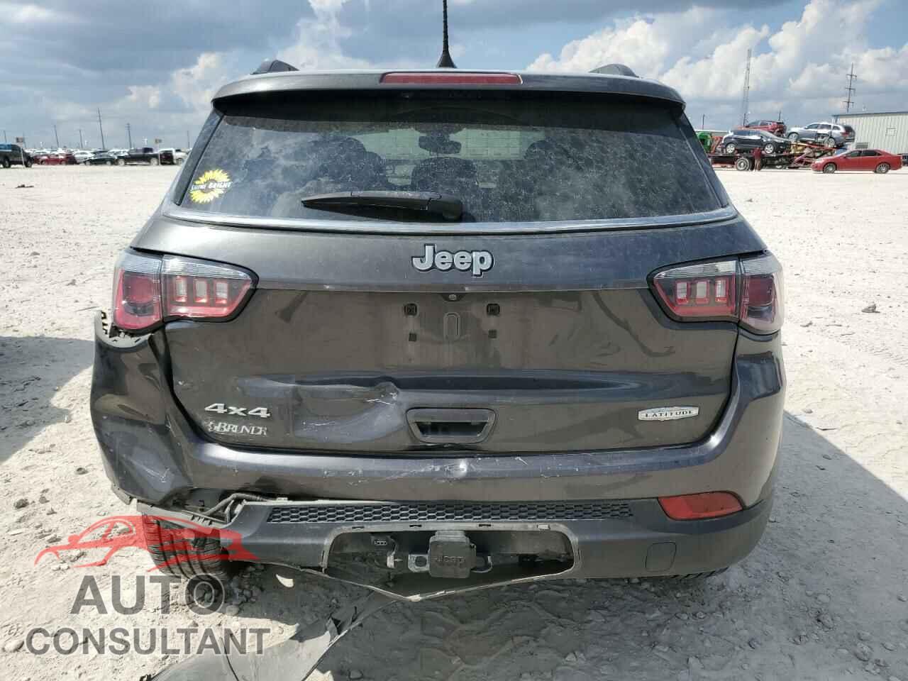 JEEP COMPASS 2018 - 3C4NJDBB1JT350783