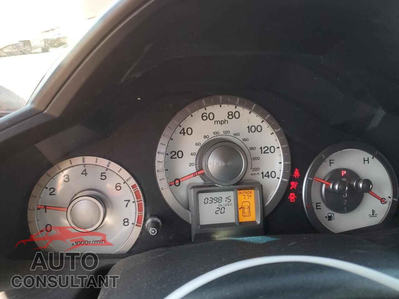 HONDA PILOT 2011 - 5FNYF4H68BB011592