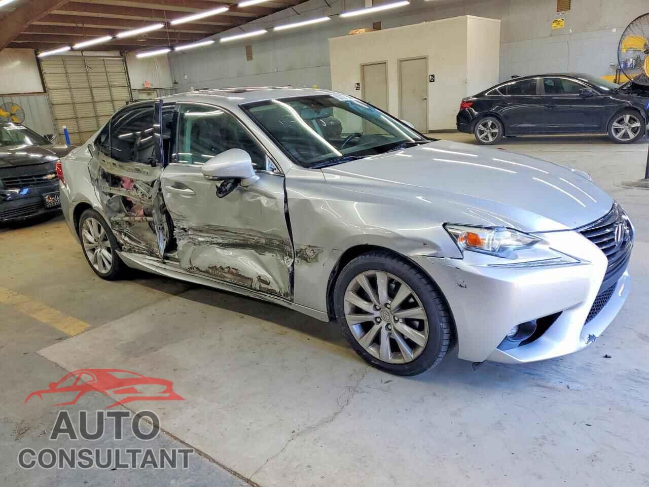 LEXUS IS 2015 - JTHBF1D25F5058432