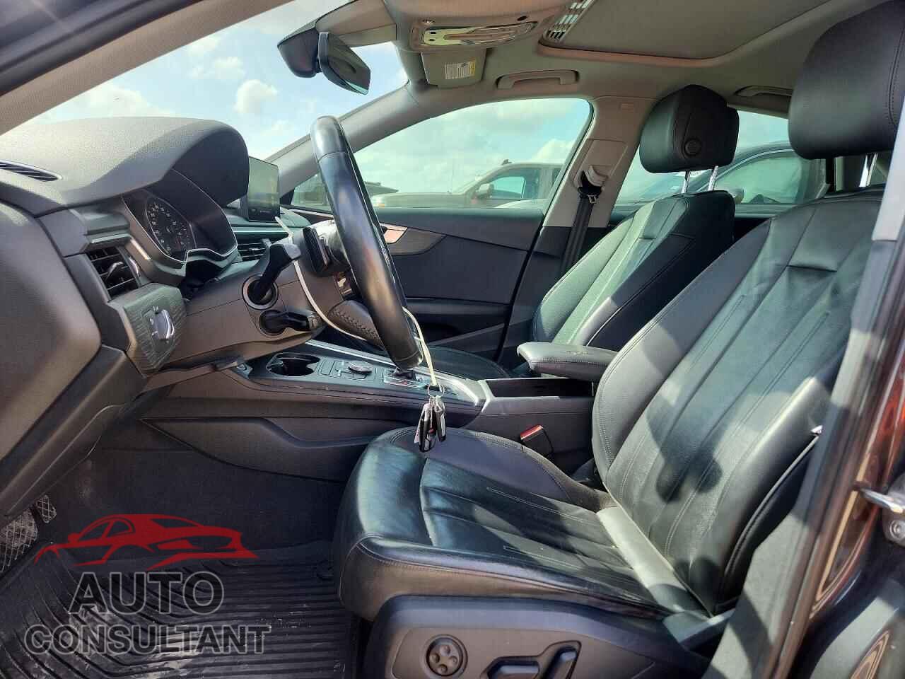 AUDI A4 2019 - WAUGMAF41KN011160