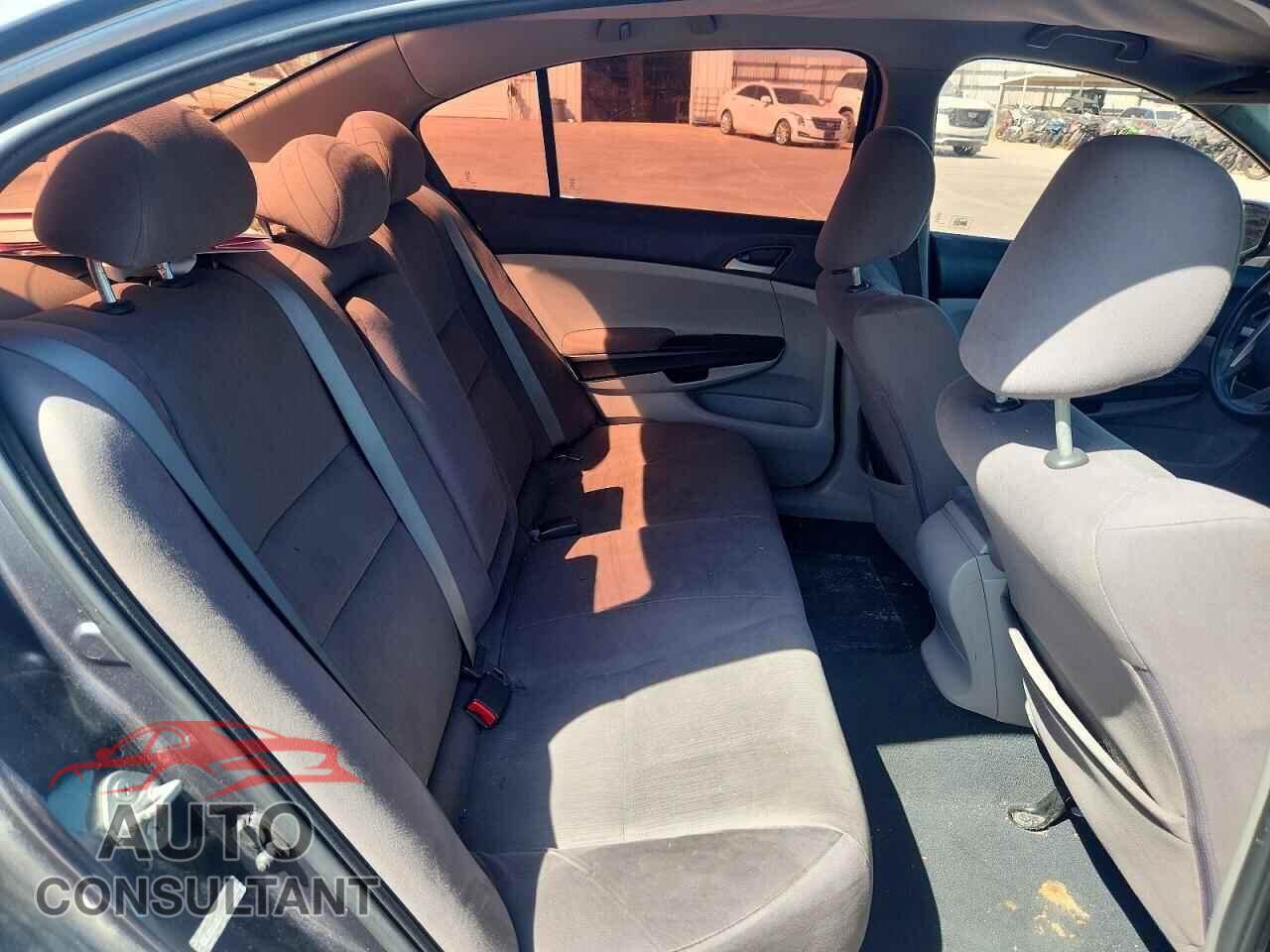 HONDA ACCORD 2012 - 1HGCP2F32CA044135