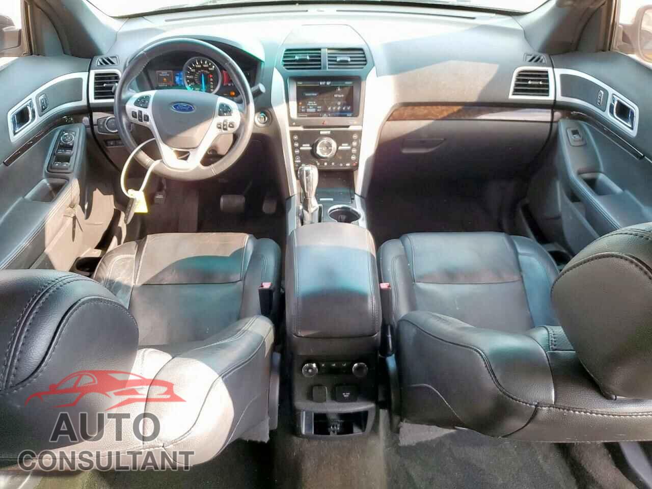 FORD EXPLORER 2015 - 1FM5K7F81FGA19027
