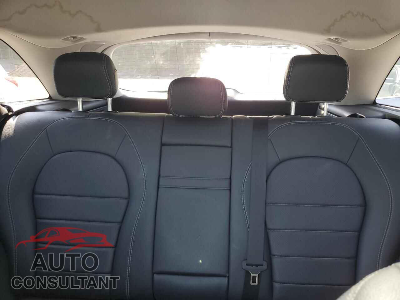 MERCEDES-BENZ GLC-CLASS 2017 - WDC0G4KB7HF173616