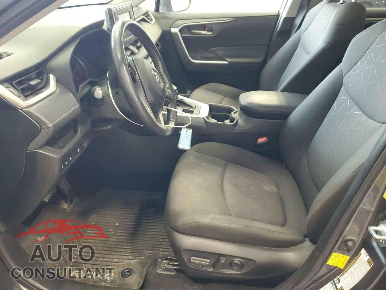 TOYOTA RAV4 2020 - JTMP1RFV4LD050061