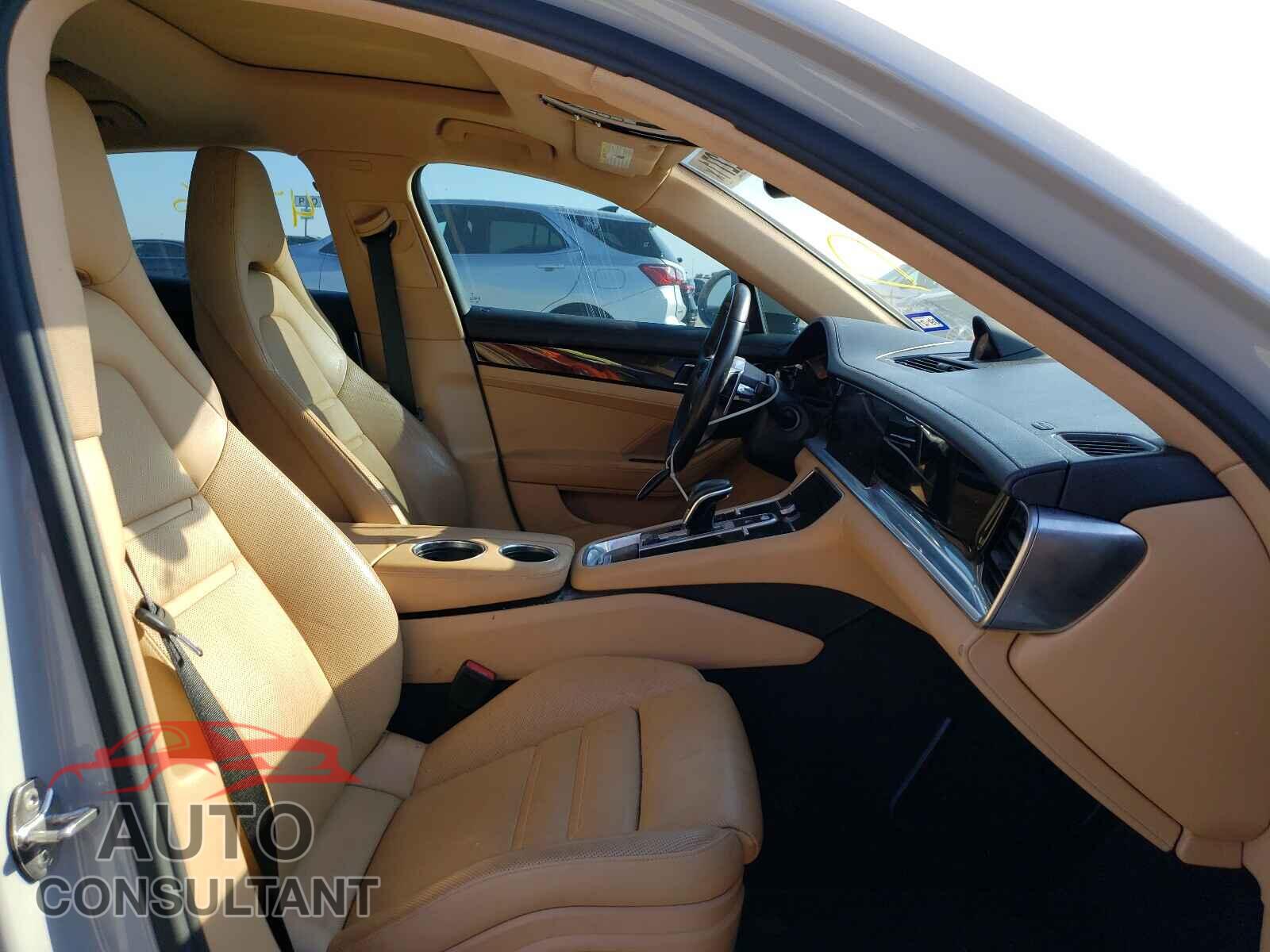PORSCHE PANAMERA 2018 - WP0AA2A70JL103542