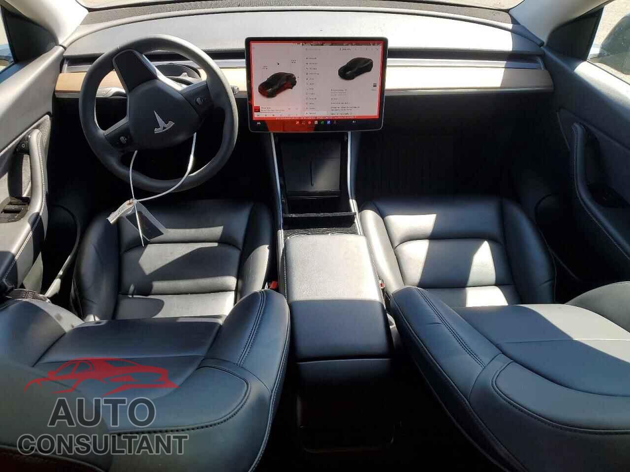 TESLA MODEL Y 2021 - 5YJYGDEE4MF080310