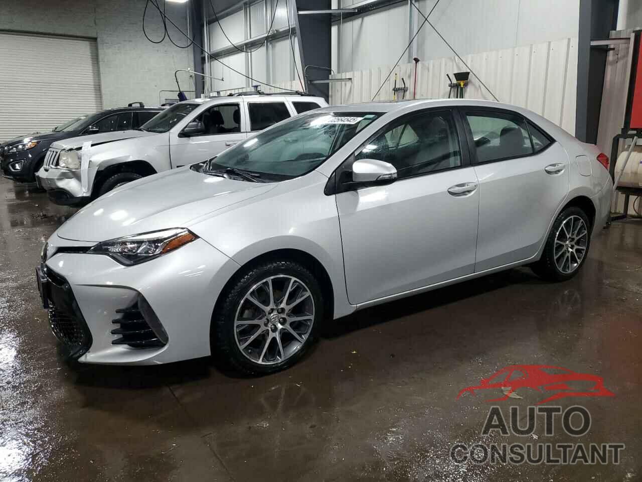 TOYOTA COROLLA 2017 - 5YFBURHE7HP631783