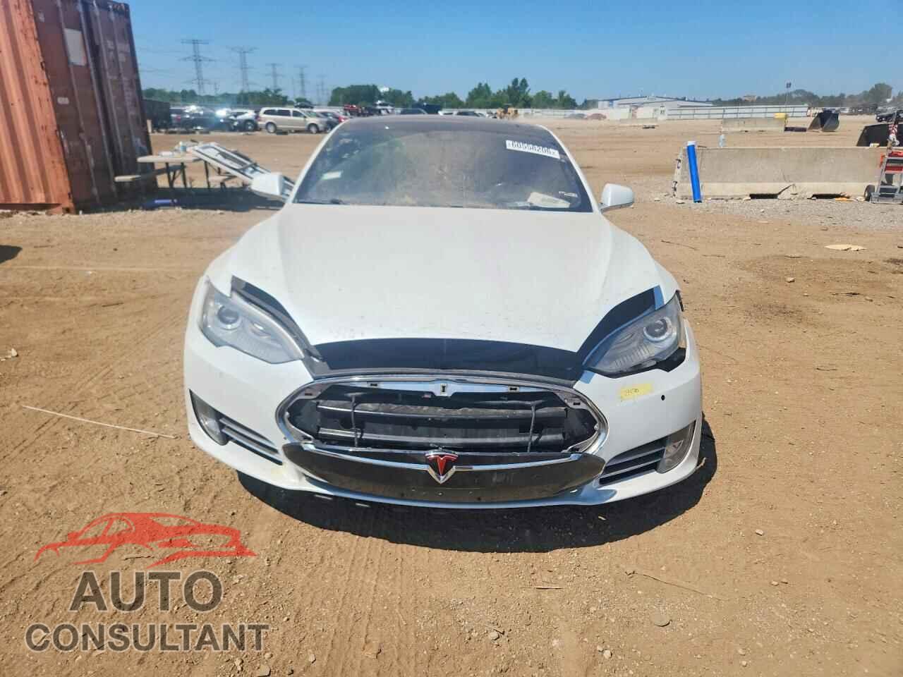 TESLA MODEL S 2015 - 5YJSA4S24FF094700