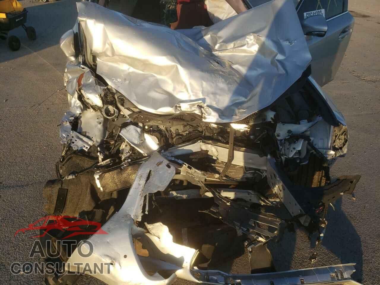 LEXUS IS 2018 - JTHBA1D25J5079319