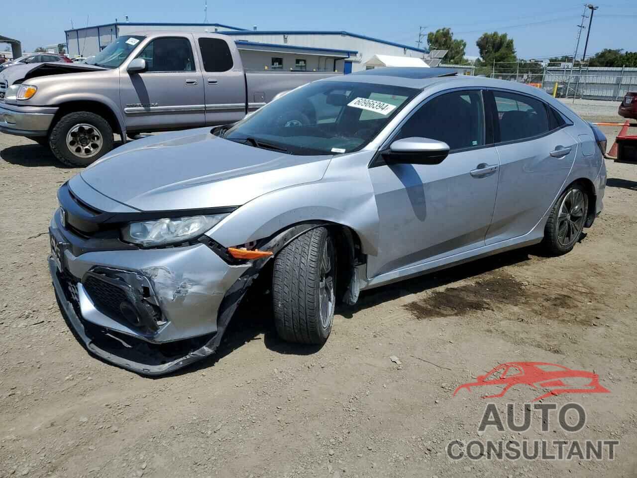 HONDA CIVIC 2018 - SHHFK7H74JU414818