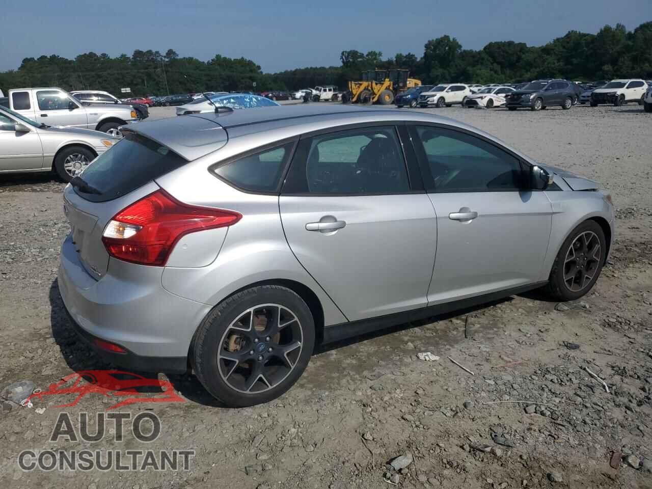 FORD FOCUS 2013 - 1FADP3K28DL294318
