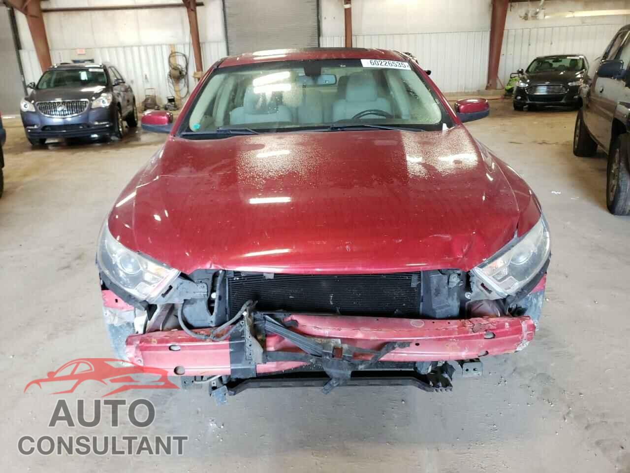 FORD TAURUS 2013 - 1FAHP2E87DG122558