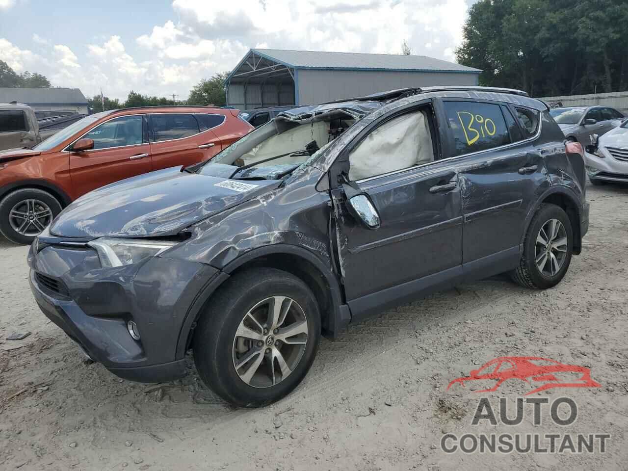 TOYOTA RAV4 2018 - JTMRFREV7JJ208872