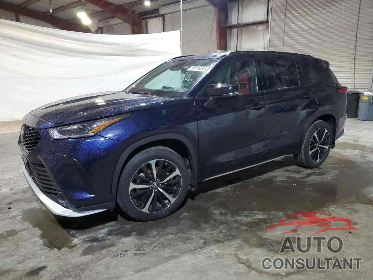 TOYOTA HIGHLANDER 2022 - 5TDLZRBHXNS256757