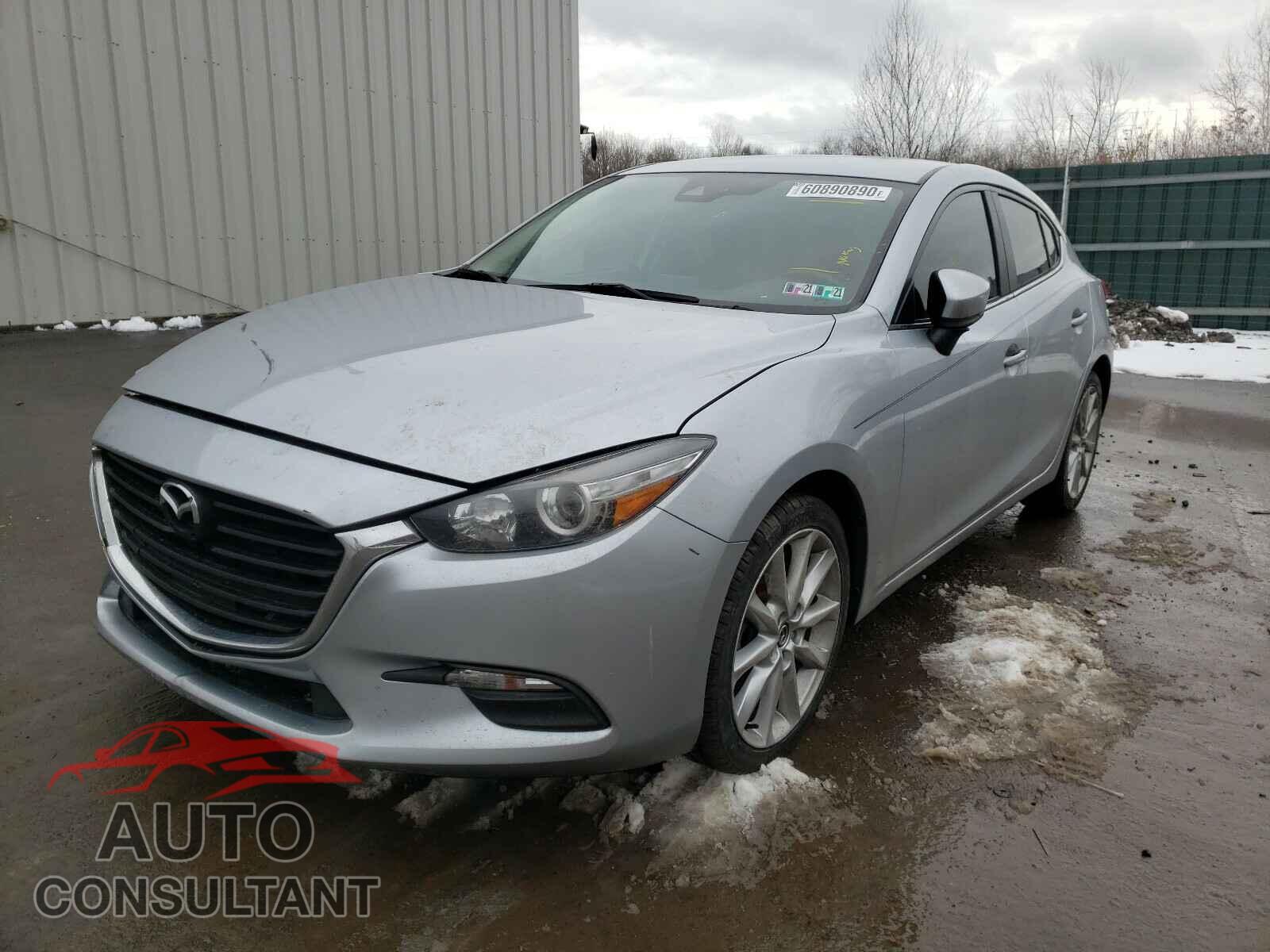 MAZDA 3 2017 - 3MZBN1L7XHM152043