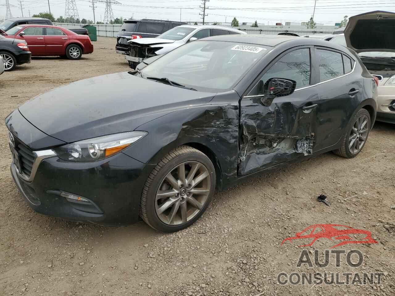 MAZDA 3 2018 - 3MZBN1L34JM172288