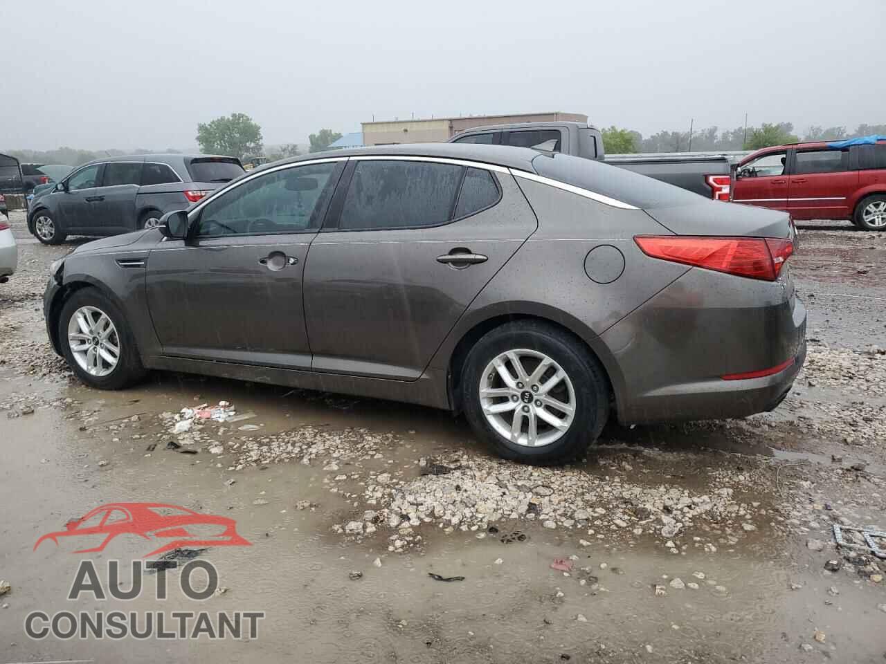 KIA OPTIMA 2011 - KNAGM4A71B5133777