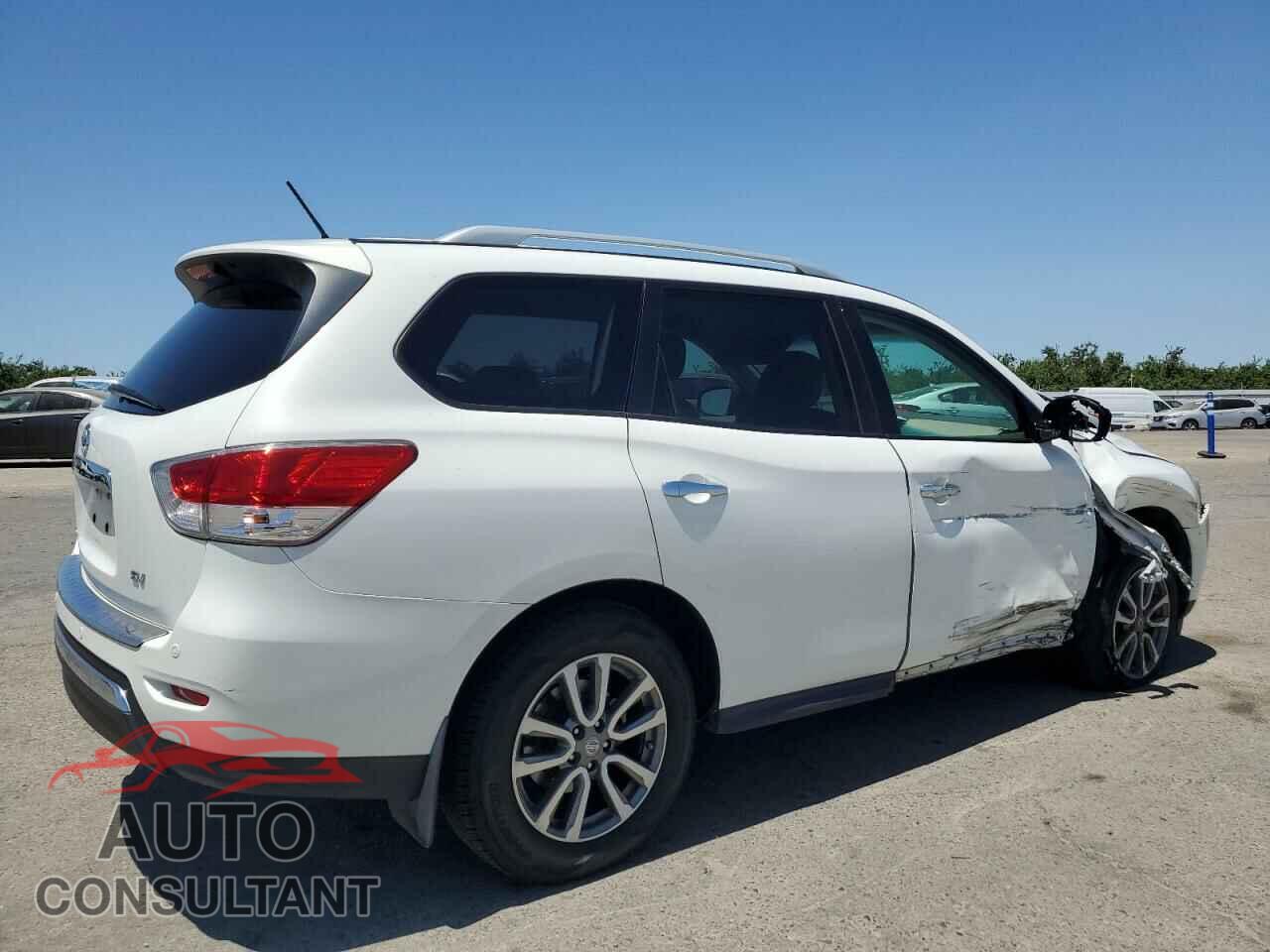 NISSAN PATHFINDER 2013 - 5N1AR2MN1DC666408