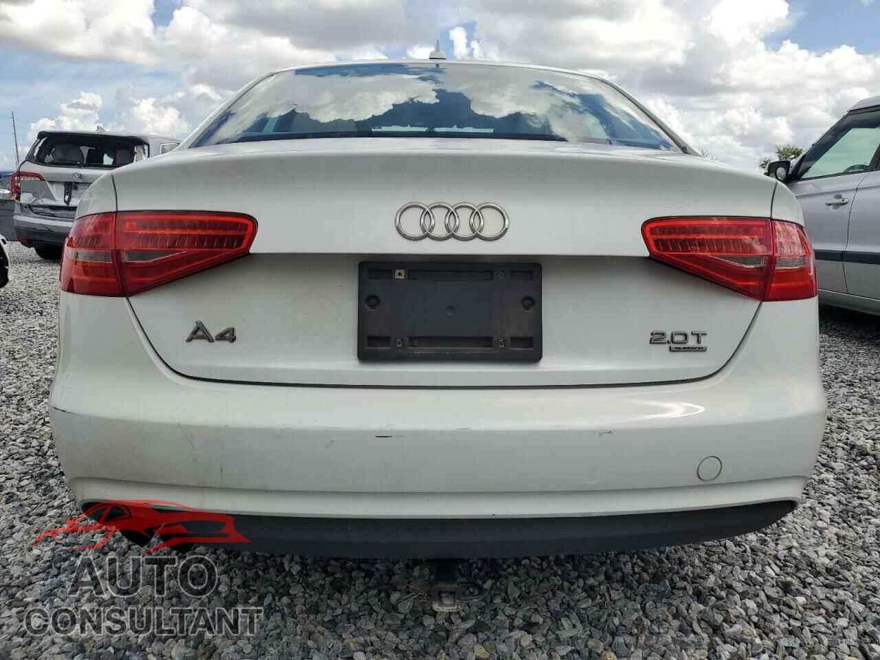 AUDI A4 2013 - WAUBFAFL3DN021042