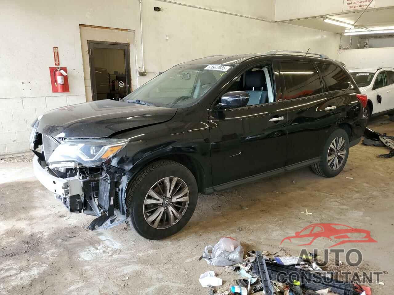 NISSAN PATHFINDER 2017 - 5N1DR2MM0HC675613