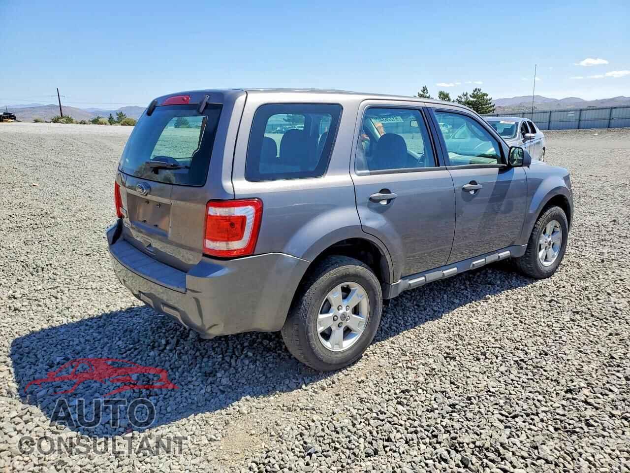 FORD ESCAPE 2010 - 1FMCU9C77AKB76477