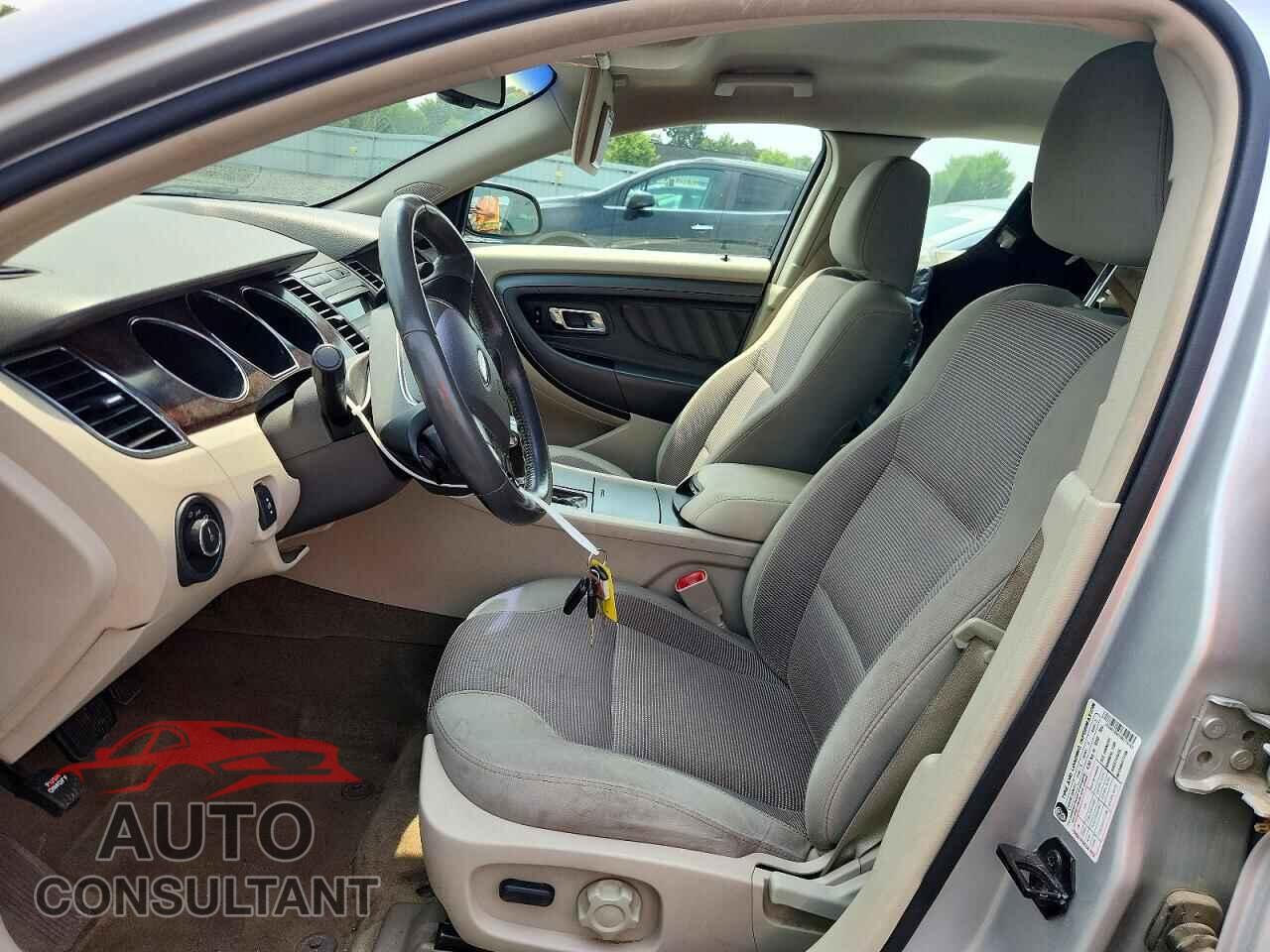 FORD TAURUS 2011 - 1FAHP2EW7BG175143