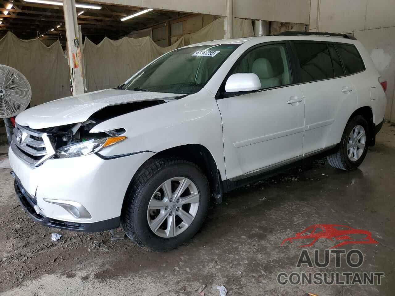 TOYOTA HIGHLANDER 2011 - 5TDBK3EH6BS049996