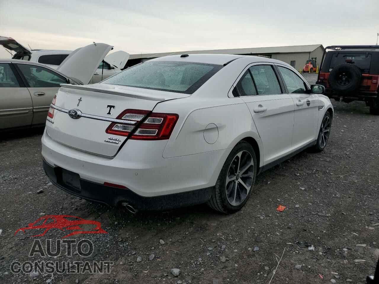 FORD TAURUS 2016 - 1FAHP2E85GG139119