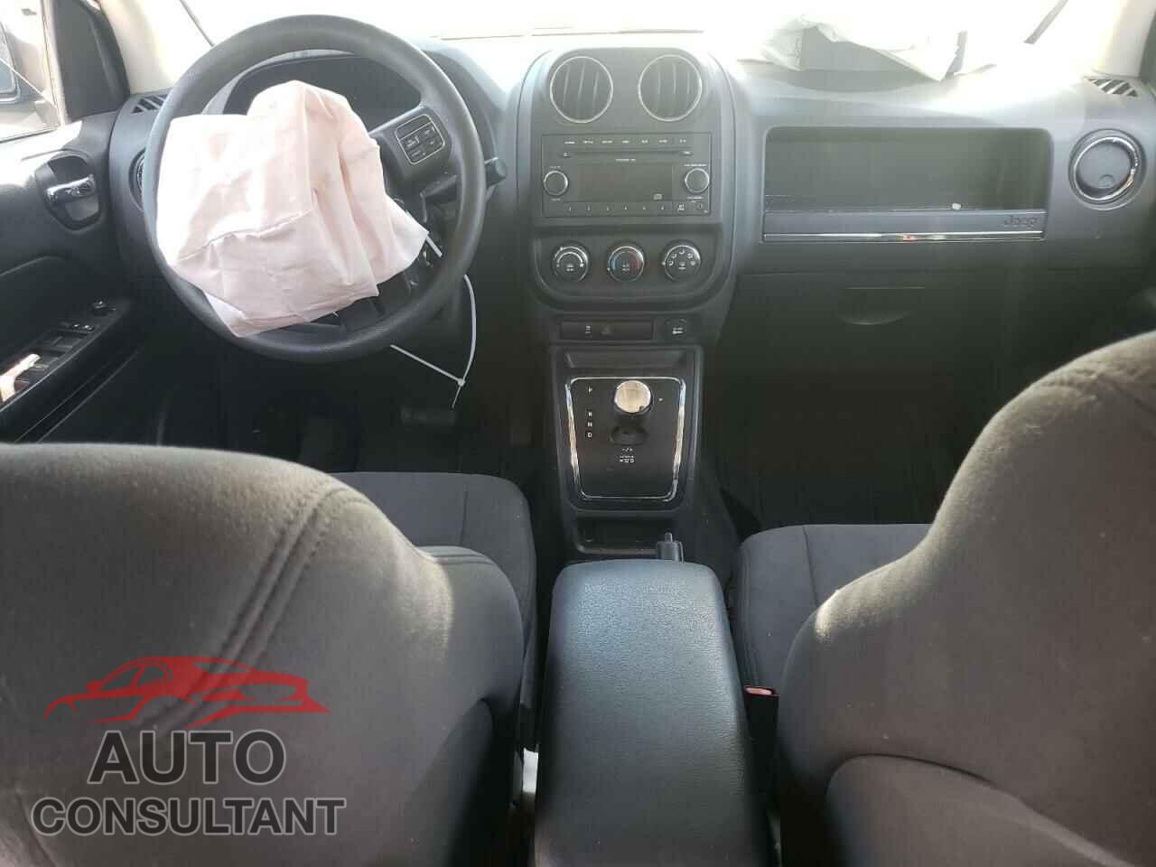 JEEP COMPASS 2011 - 1J4NT1FB4BD150453