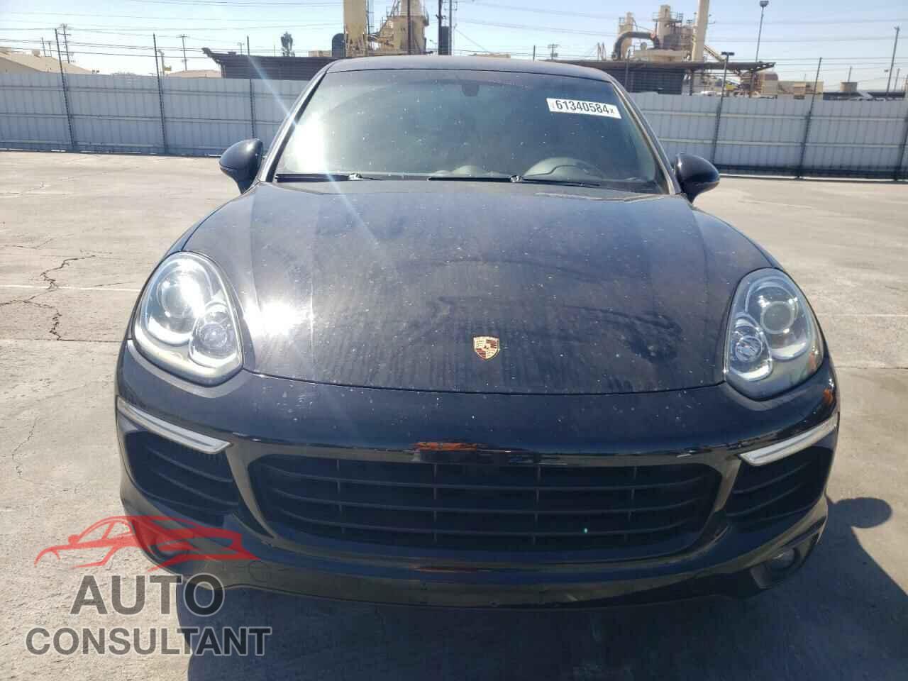 PORSCHE CAYENNE 2016 - WP1AB2A29GLA95997