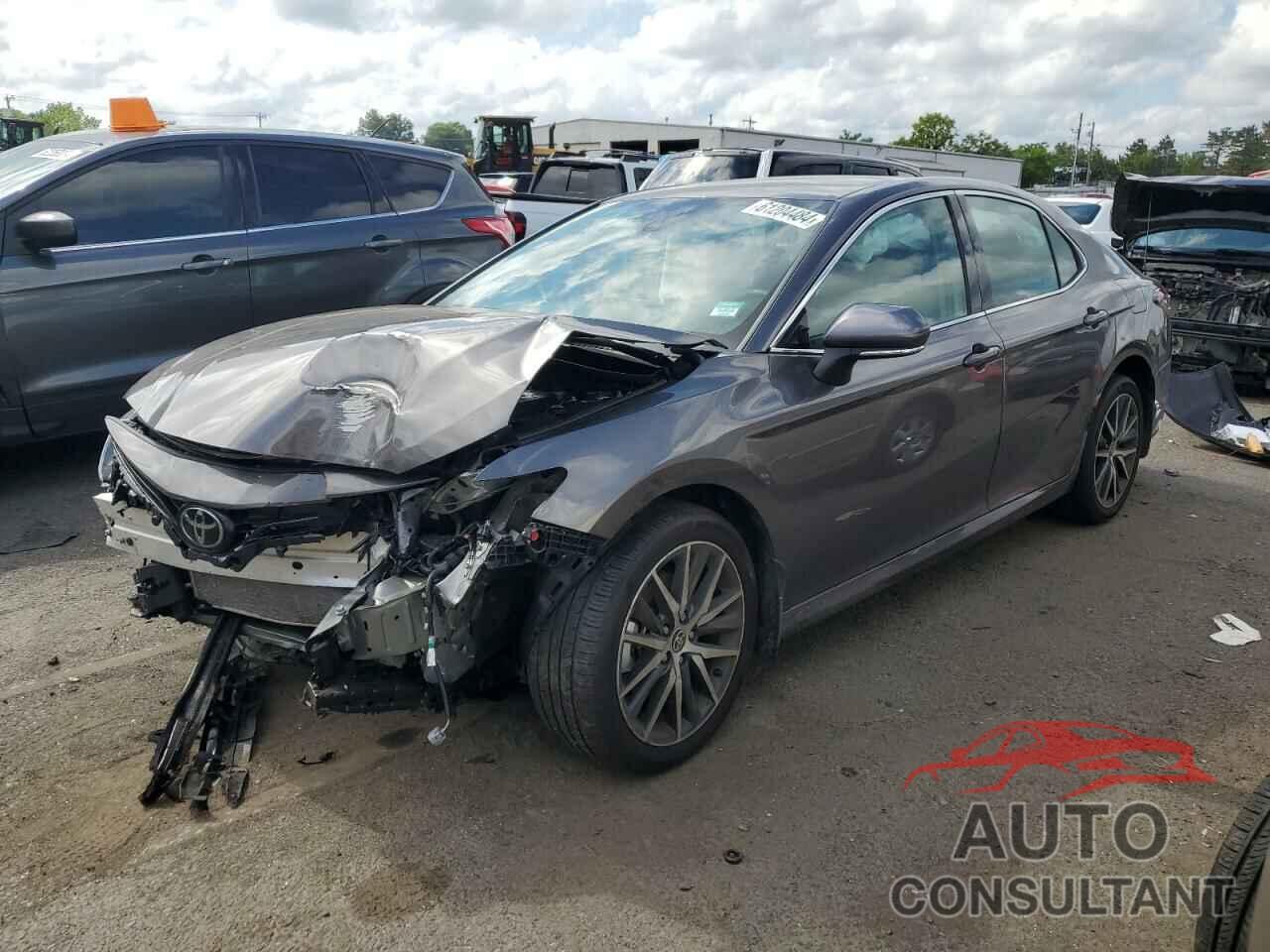 TOYOTA CAMRY 2023 - 4T1F11BK9PU097936