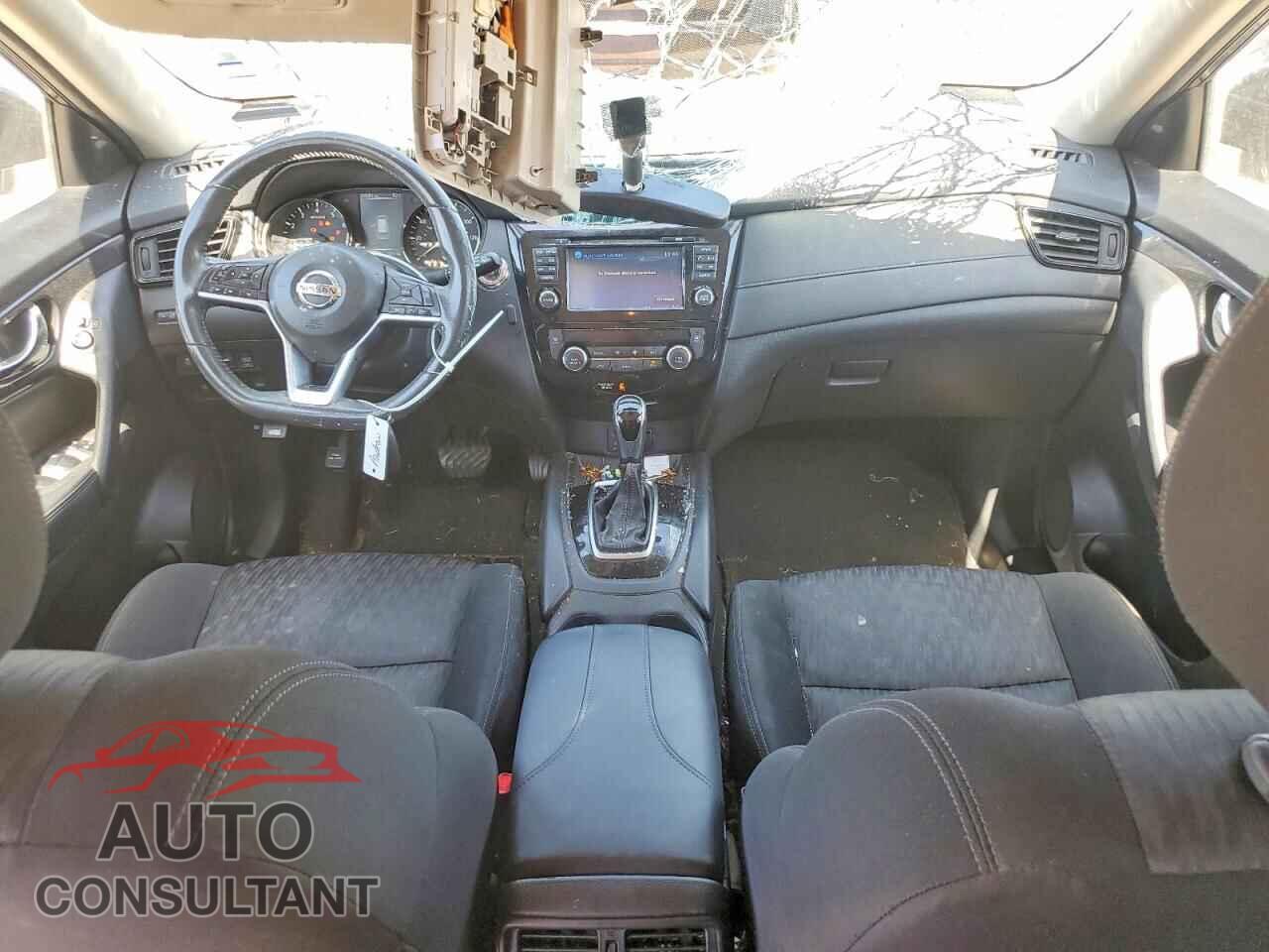NISSAN ROGUE 2017 - KNMAT2MV6HP559486