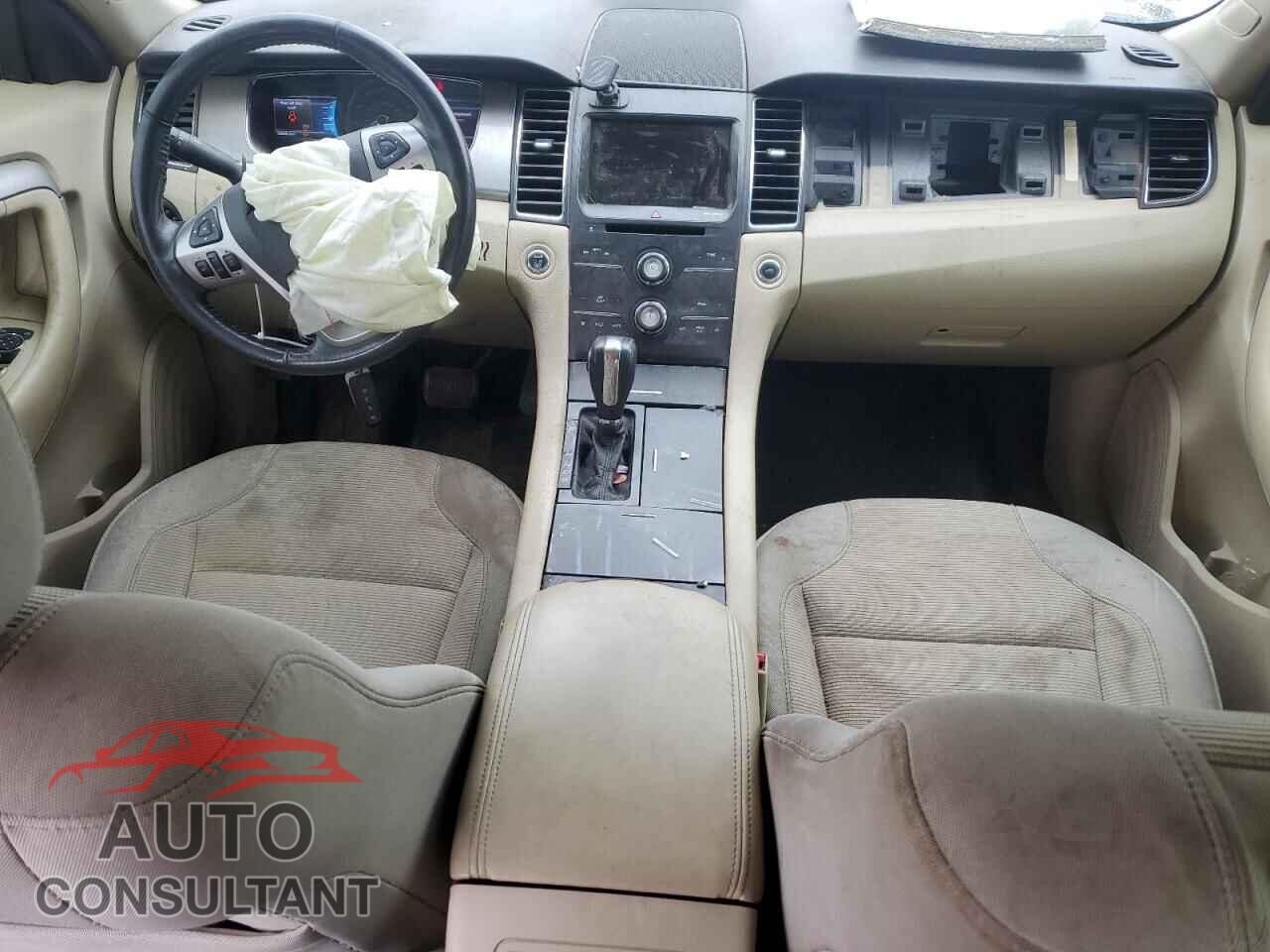 FORD TAURUS 2015 - 1FAHP2E85FG207661