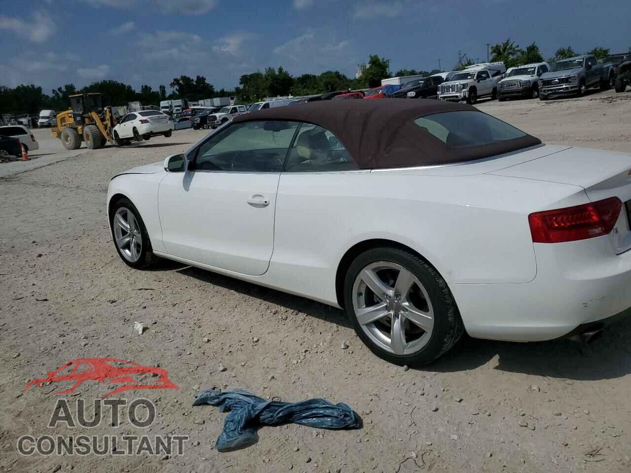 AUDI A5 2014 - WAULFAFH8EN015545