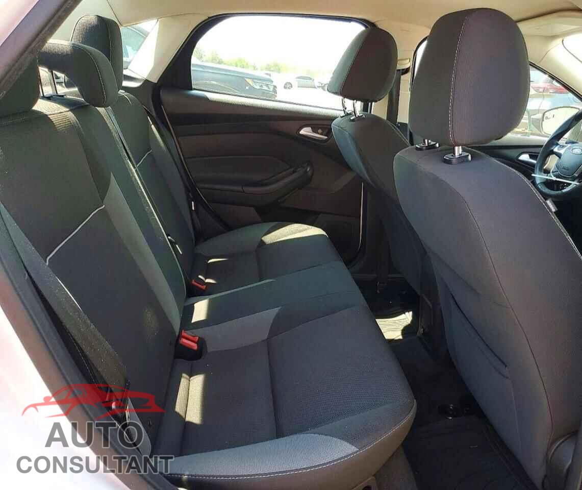 FORD FOCUS 2012 - 1FAHP3F20CL458123