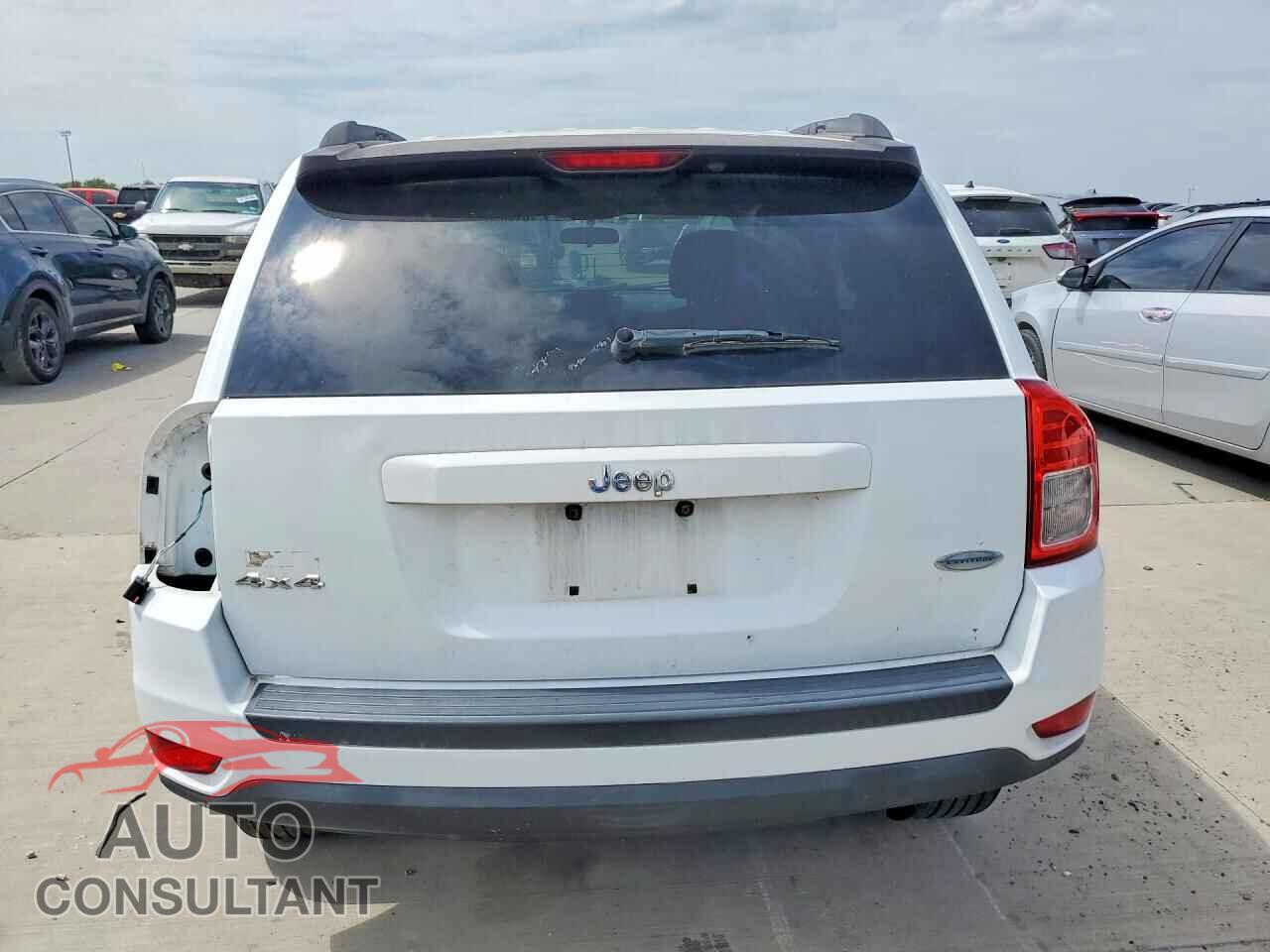JEEP COMPASS 2011 - 1J4NF1FB3BD244413