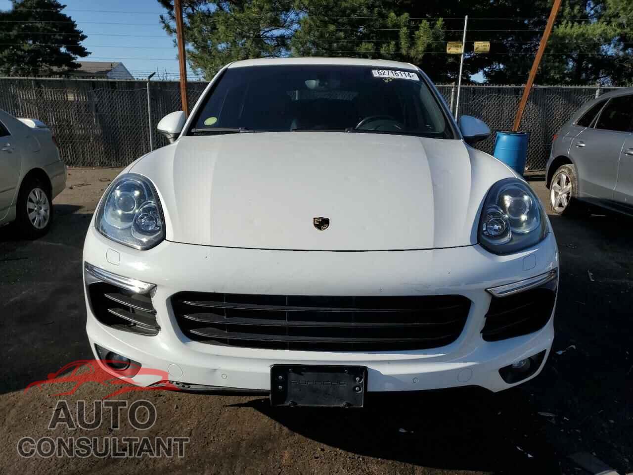 PORSCHE CAYENNE 2017 - WP1AA2A20HKA80654