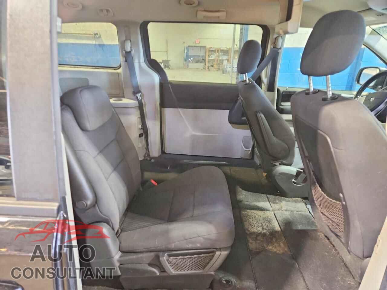 DODGE CARAVAN 2010 - 2D4RN5D16AR135647