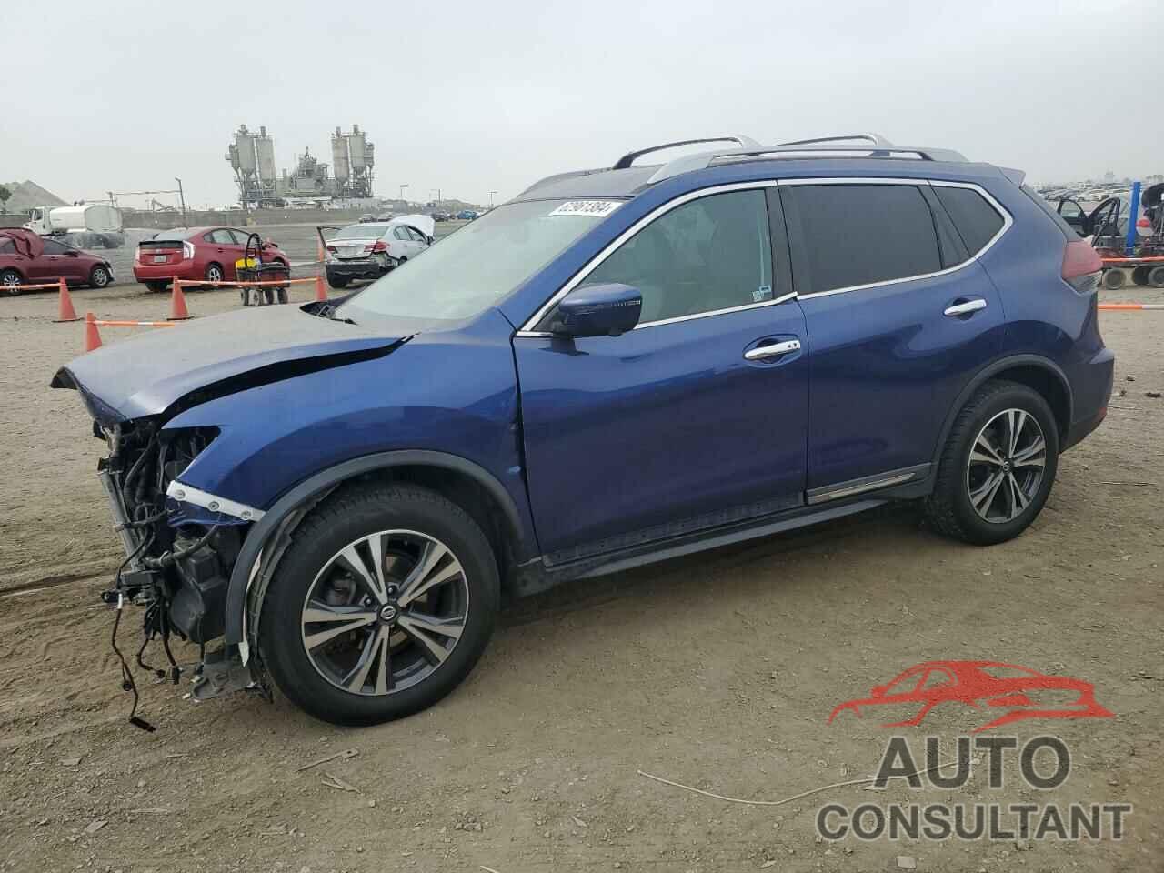 NISSAN ROGUE 2018 - 5N1AT2MT4JC738939