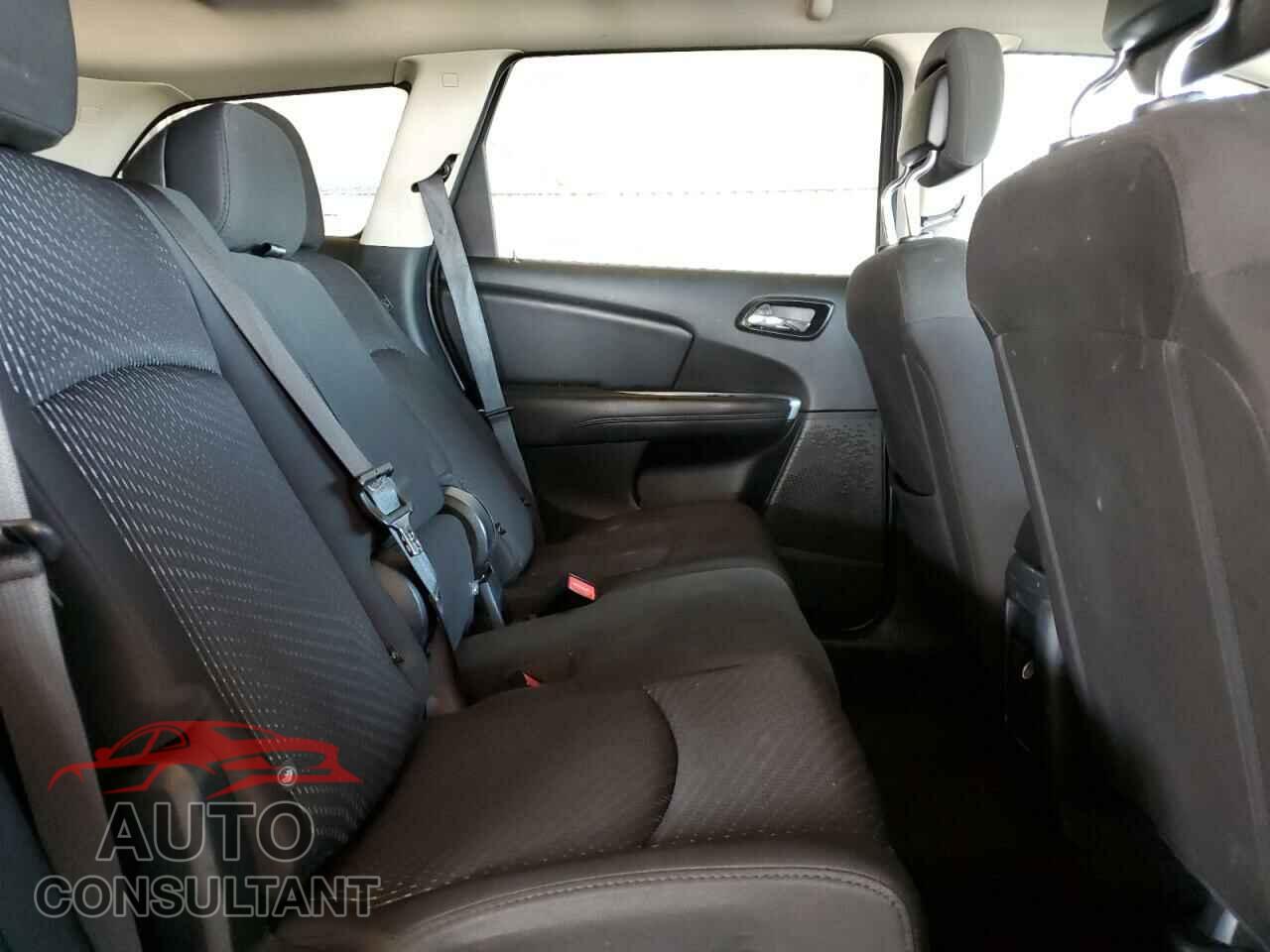 DODGE JOURNEY 2017 - 3C4PDCBB2HT528527